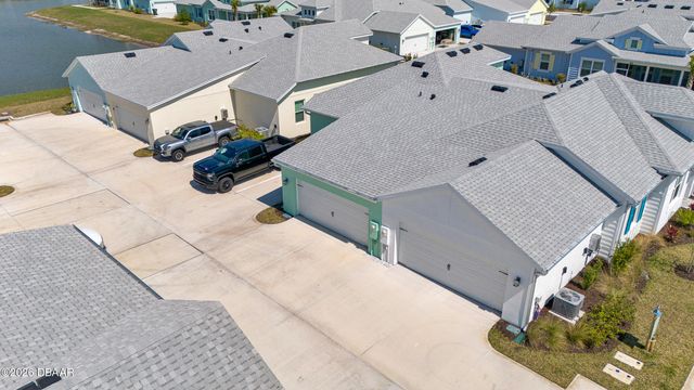 169 Coastal Avenue, Daytona Beach, FL 32124