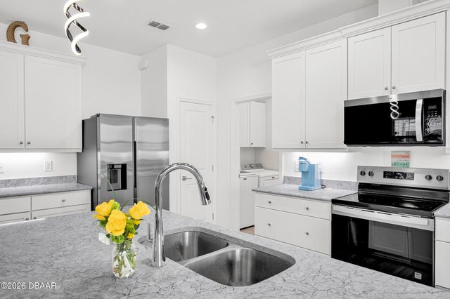 169 Coastal Avenue, Daytona Beach, FL 32124