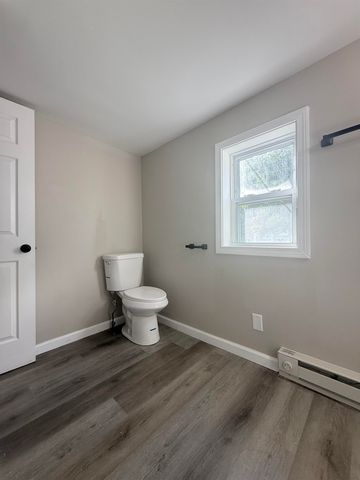 23 Boynton Road, Meredith, NH 03253