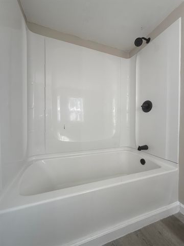 23 Boynton Road, Meredith, NH 03253