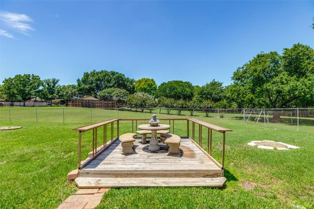 7208 Langley Court, The Colony, TX 75056