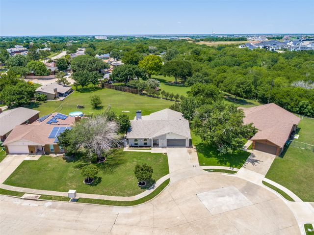 7208 Langley Court, The Colony, TX 75056