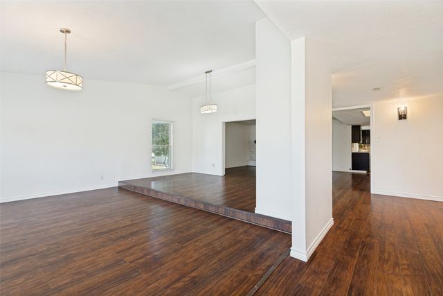 7208 Langley Court, The Colony, TX 75056