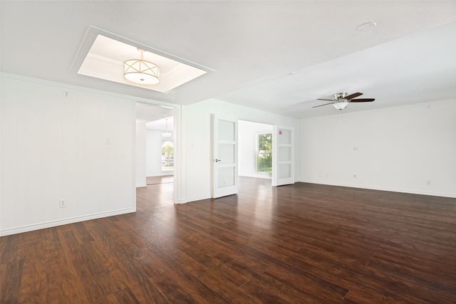 7208 Langley Court, The Colony, TX 75056