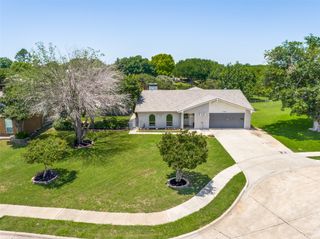 7208 Langley Court, The Colony, TX 75056