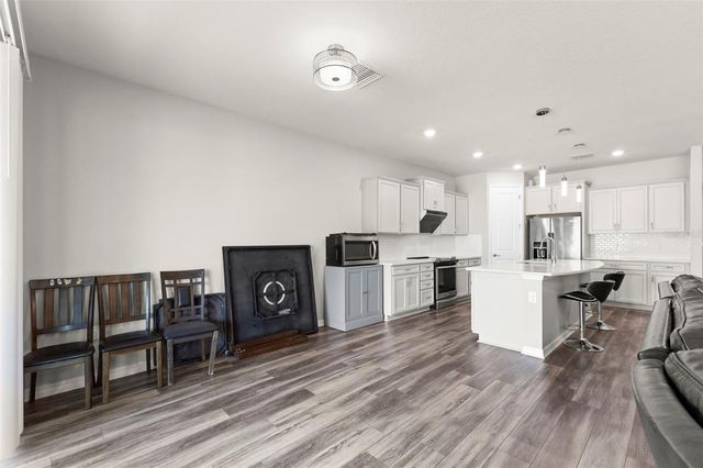 18935 BIRCHWOOD GROVES DRIVE, Lutz, FL 33558