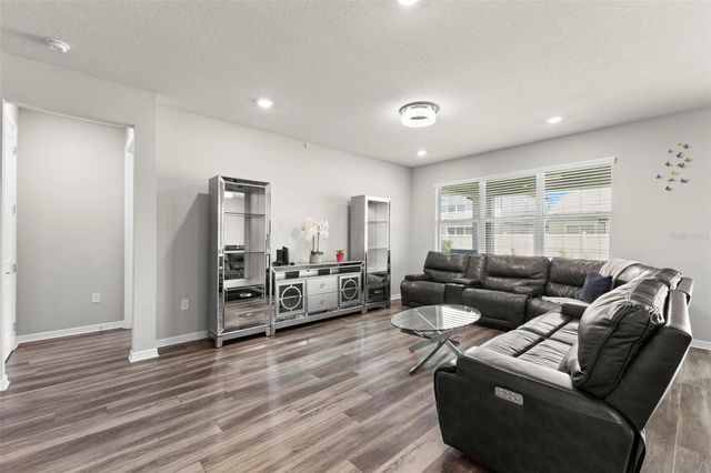 18935 BIRCHWOOD GROVES DRIVE, Lutz, FL 33558