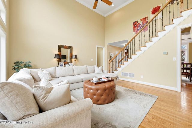 13415 Kristen Leigh Ct, Louisville, KY 40299