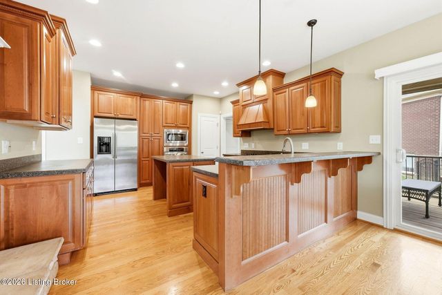 13415 Kristen Leigh Ct, Louisville, KY 40299