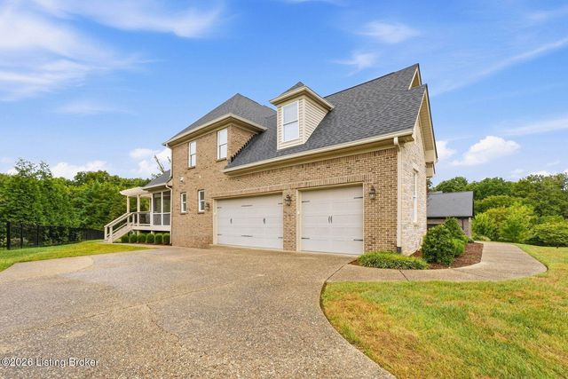 13415 Kristen Leigh Ct, Louisville, KY 40299