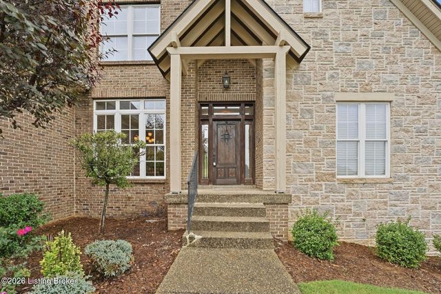 13415 Kristen Leigh Ct, Louisville, KY 40299