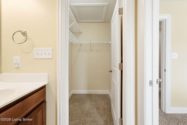 13415 Kristen Leigh Ct, Louisville, KY 40299