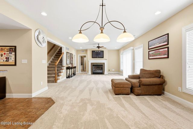 13415 Kristen Leigh Ct, Louisville, KY 40299