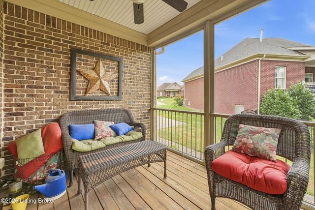 13415 Kristen Leigh Ct, Louisville, KY 40299