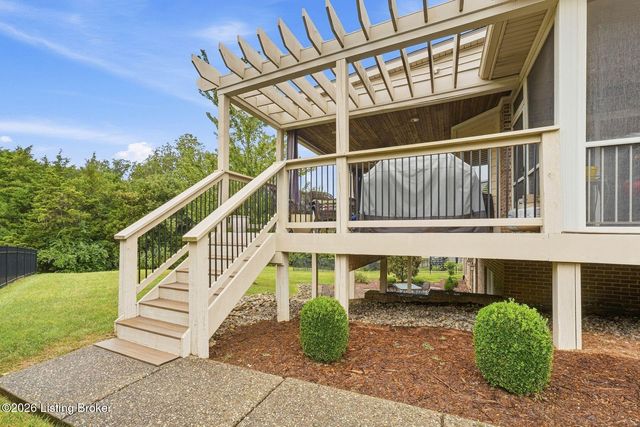 13415 Kristen Leigh Ct, Louisville, KY 40299
