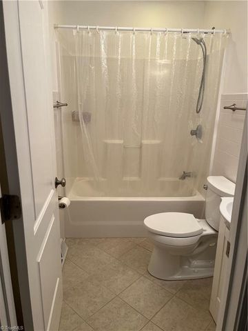 4608 High Point Road, Kernersville, NC 27284