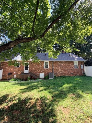 4608 High Point Road, Kernersville, NC 27284