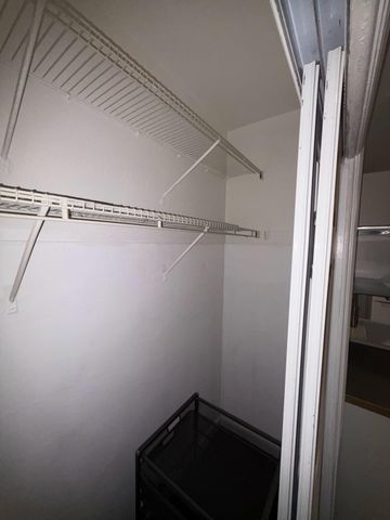 1004 W Las Olas Boulevard 2, Fort Lauderdale, FL 33312