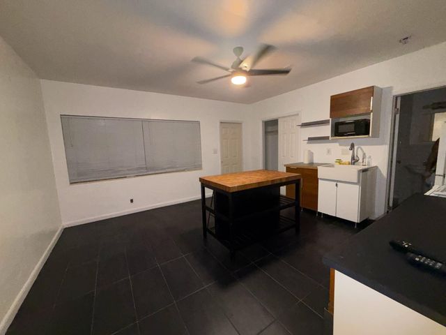1004 W Las Olas Boulevard 2, Fort Lauderdale, FL 33312