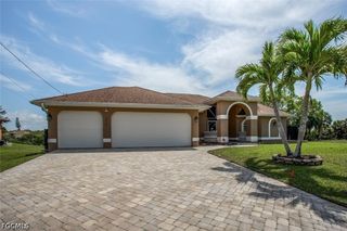 1915 NE 23rd AVE, Cape Coral, FL 33909