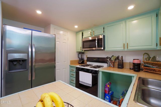2077 E Bard Road, Oxnard, CA 93033