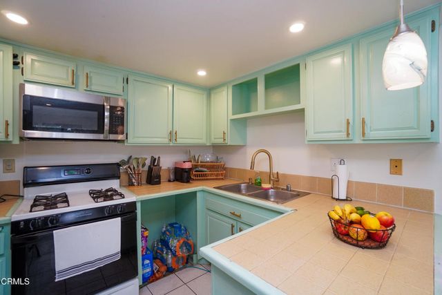 2077 E Bard Road, Oxnard, CA 93033