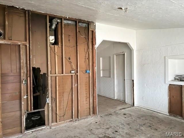 234 St John Drive, Cahokia, IL 62206