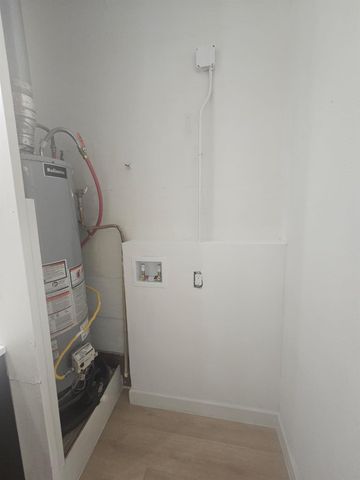 1300 Hondo ST, Lockhart, TX 78644