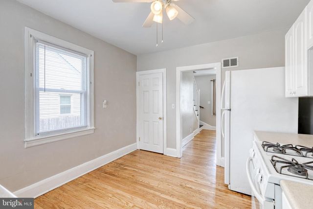 113 W HILLTOP RD, Baltimore, MD 21225