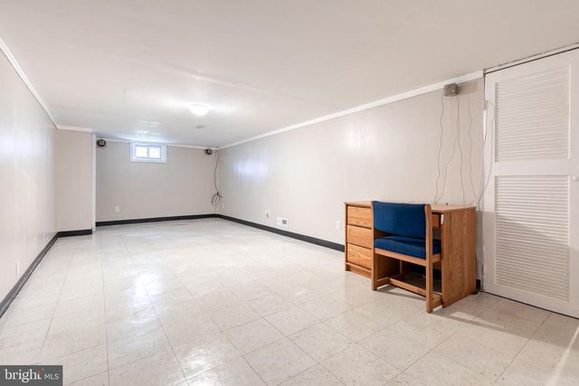 113 W HILLTOP RD, Baltimore, MD 21225