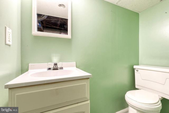 113 W HILLTOP RD, Baltimore, MD 21225