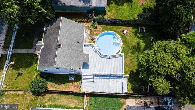 113 W HILLTOP RD, Baltimore, MD 21225