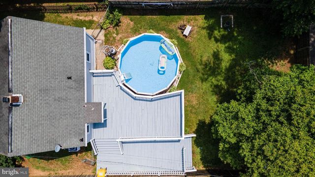 113 W HILLTOP RD, Baltimore, MD 21225