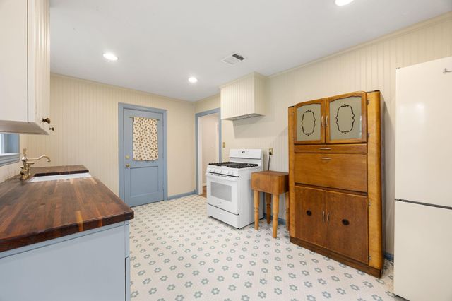 1067 W 43rd Street, Houston, TX 77018
