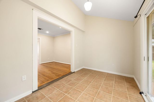 1067 W 43rd Street, Houston, TX 77018