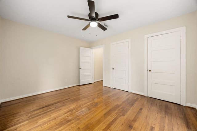 1067 W 43rd Street, Houston, TX 77018