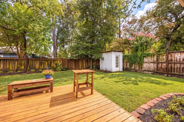 1067 W 43rd Street, Houston, TX 77018
