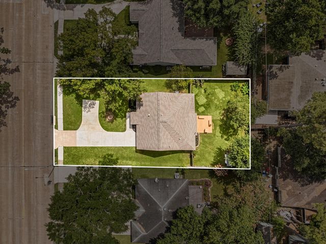 1067 W 43rd Street, Houston, TX 77018