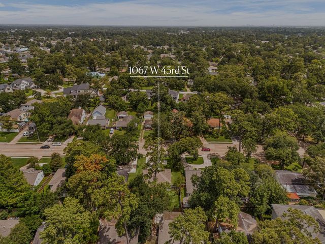 1067 W 43rd Street, Houston, TX 77018