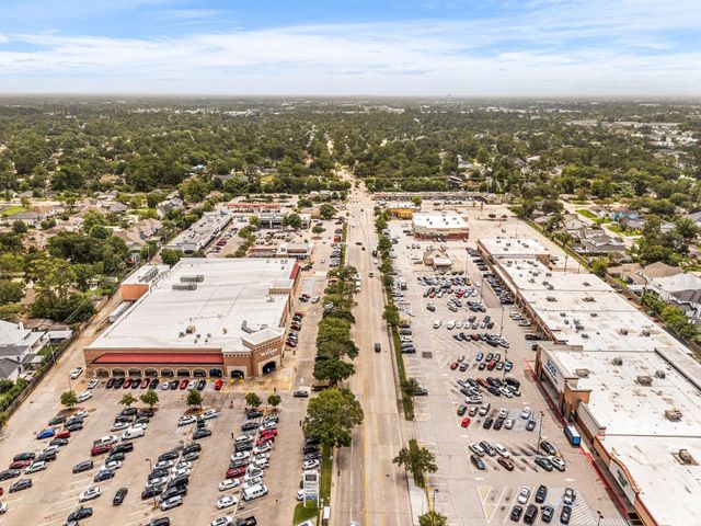 1067 W 43rd Street, Houston, TX 77018