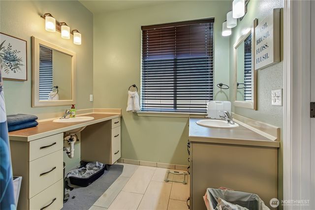 15334 104th Avenue SE, Yelm, WA 98597