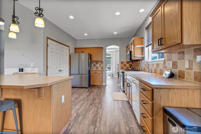 15334 104th Avenue SE, Yelm, WA 98597