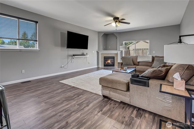 15334 104th Avenue SE, Yelm, WA 98597