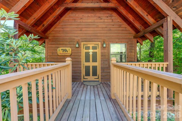 49 Creekside Loop, Spruce Pine, NC 28777