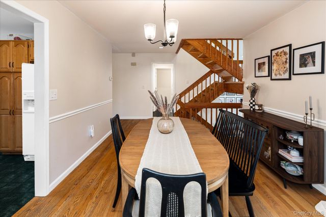 34 Adela Court, Yorktown Heights, NY 10598