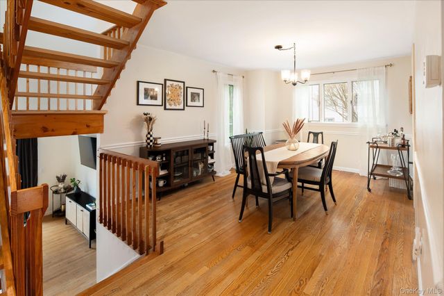 34 Adela Court, Yorktown Heights, NY 10598