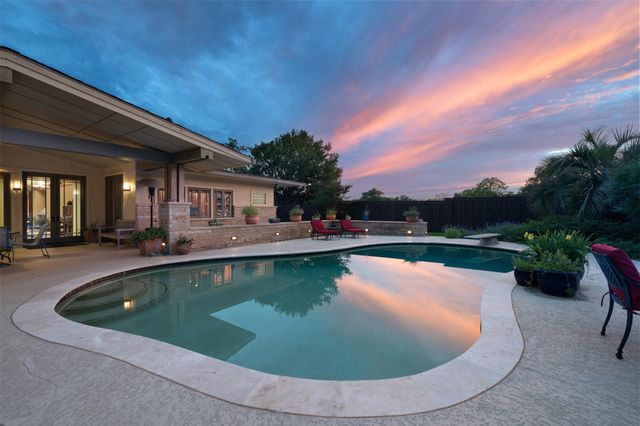901 Brushy Bend DR, Round Rock, TX 78681