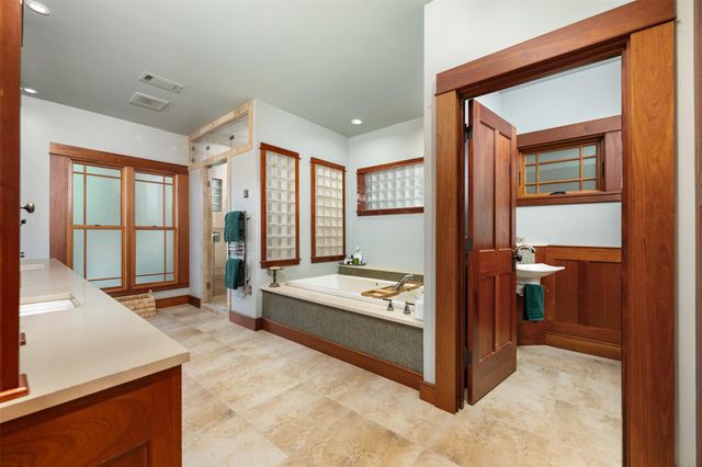901 Brushy Bend DR, Round Rock, TX 78681