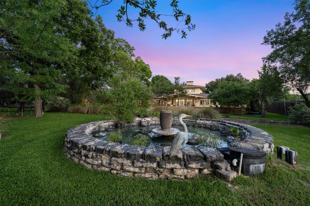 901 Brushy Bend DR, Round Rock, TX 78681