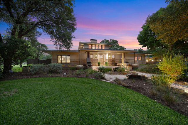 901 Brushy Bend DR, Round Rock, TX 78681
